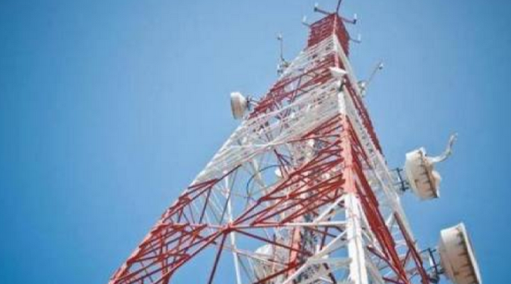 Tower Telekomunikasi Tak Berizin Berserakan di Kampar