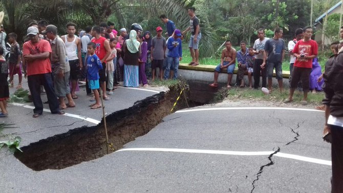 Jalin Riau-Sumbar Putus Lagi