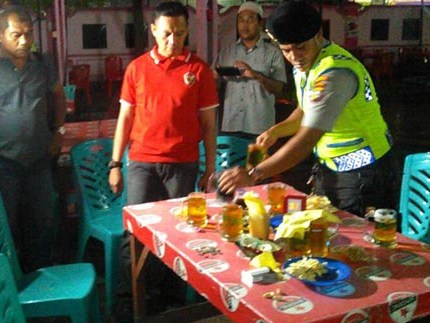 Jual Miras, Polisi Tegur Pengelola Pujasera Sedap Malam