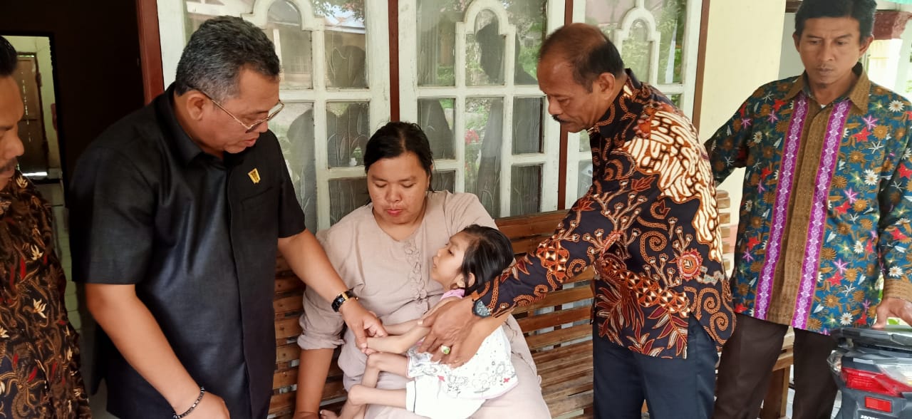 Anak Gizi Buruk dan Sakit Tumor di Padang Pariaman Butuh Uluran Tangan