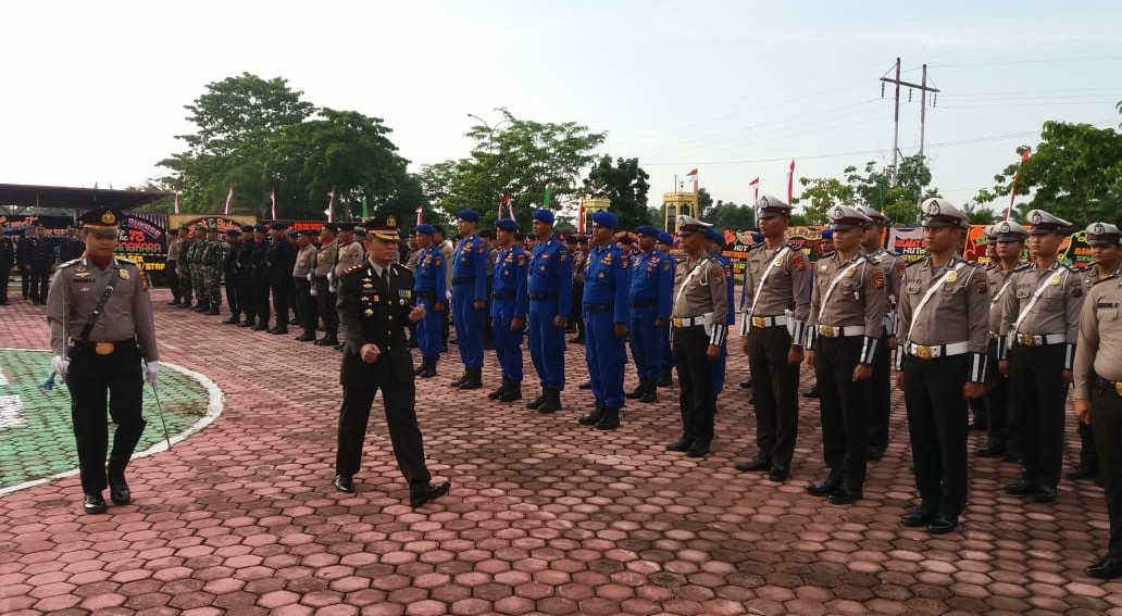 Puncak Upacara HUT Bhayangkara Ke - 73, Kapolres Rohil Bacakan Amanat Presiden RI