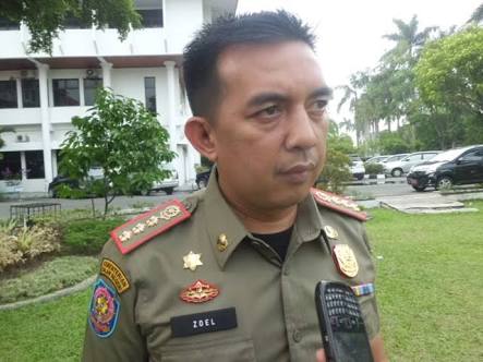 Satpol PP Pekanbaru Segel Tower Tanpa Izin