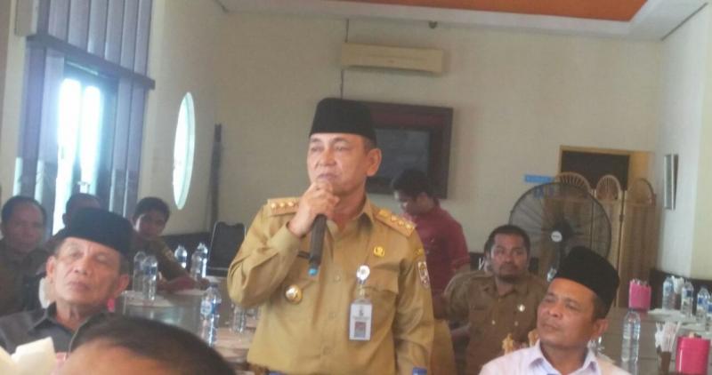 Bupati Pelalawan Jamin Semua Anak Bersekolah