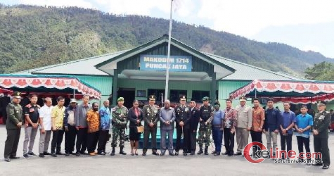 HUT ke-74 TNI di Kab Puncak Jaya Bersama Satgas Pamtas RI-PNG Yonif R 514/SY Khidmat