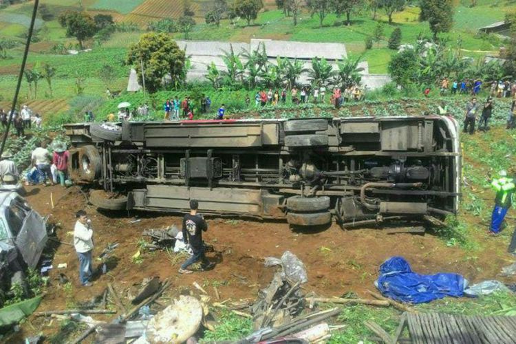 Kecelakaan Beruntun, 11 Tewas Akibat Rem Bus Blong