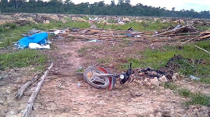 PT Arara Abadi Diduga Jadi Pelaku Teror, 40 Rumah Warga Rata Dengan Tanah