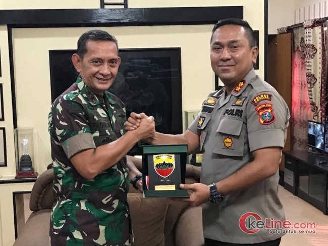 Jaga Sinergitas TNI-Polri,Pangdam I/BB Silaturahmi Kepolres Asahan