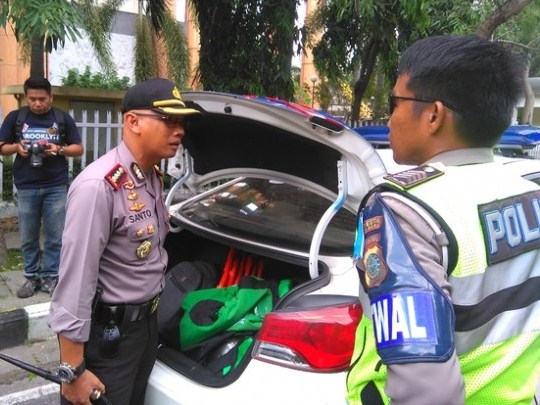 Polisi Usut Aksi Anarkis Supir Taksi Konvensional