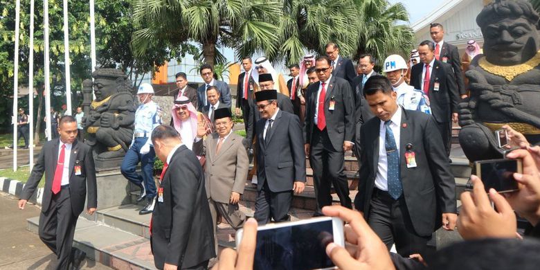 Raja Arab Jumpa Kalla Ungkap 800 Ribu Masjid Indonesia