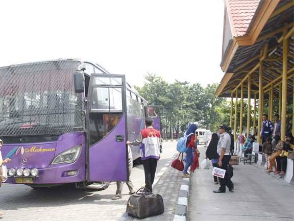 Tiket Bus ke Jawa dan Medan Sudah Habis