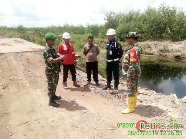 Danramil 03/Bunut Pantau Kanal di Areal Rawan Kebakaran Lahan