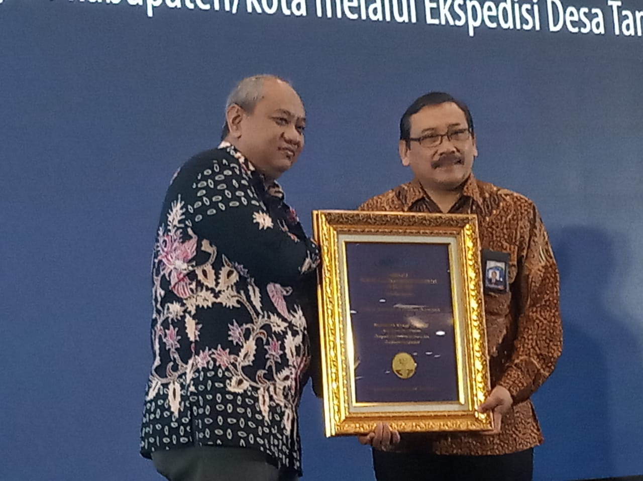 Kepala BNPB Terima Medali Tokoh Standarisasi Nasional 2019