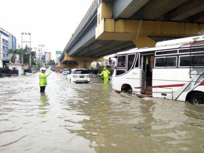 Banjir Jadi Kado Spesial di HUT Pekanbaru ke-233