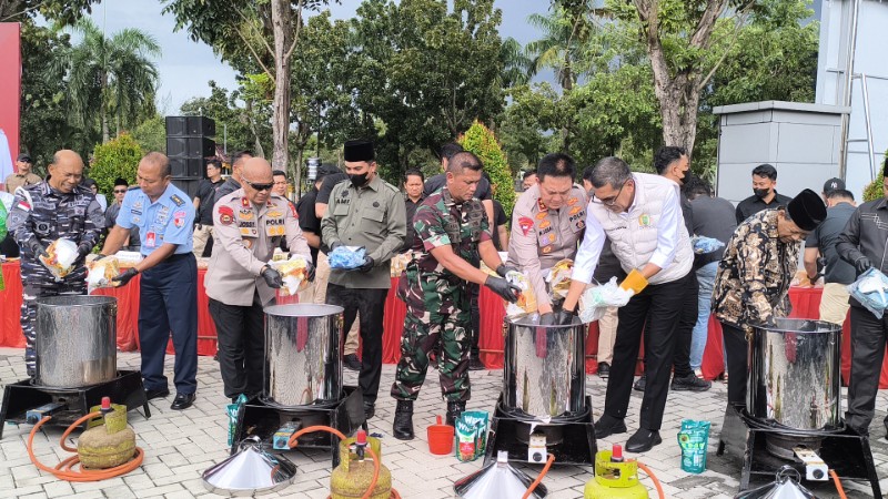 Jelang Ramadan, Polda Riau Musnahkan Miras dan Narkoba hingga Knalpot Brong