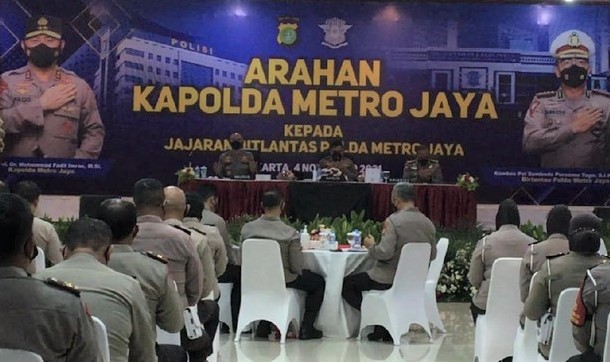 Kapolda Metro Kumpulkan Jajaran Ditlantas Beri Pengarahan Khusus