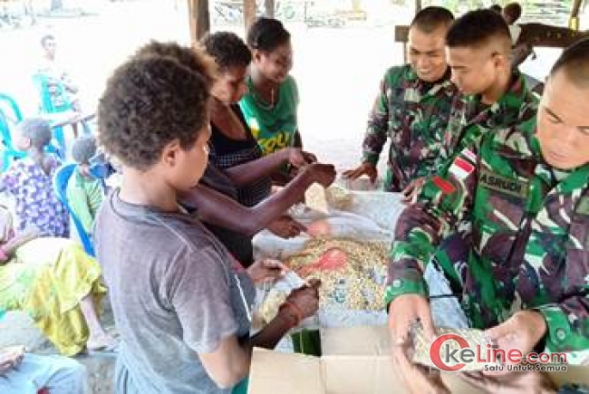 Ketua RT Apresiasi Satgas Yonif 411 Kostrad Dirikan Rumah Tempe Untuk Warga