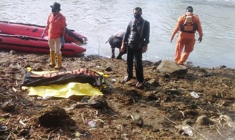 1 Hari Hilang, Mayat Pelajar Ditemukan Mengambang di Sungai Brantas