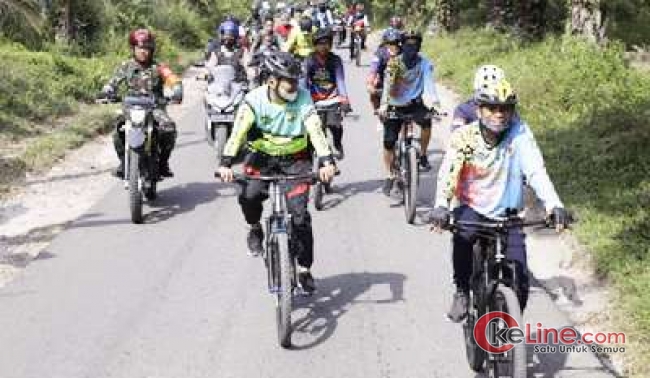 Bupati Asahan Manfaatkan Libur Nasional dengan Gowes Bersama di Aek Songsongan