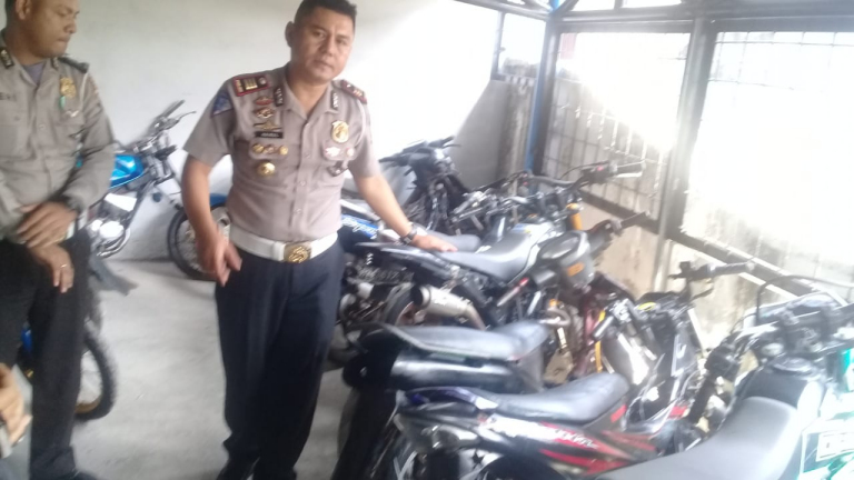 Satlantas Polres Bengkalis amankan sebanyak 11 unit sepeda motor yang Menggunakan Knalpot Prenk