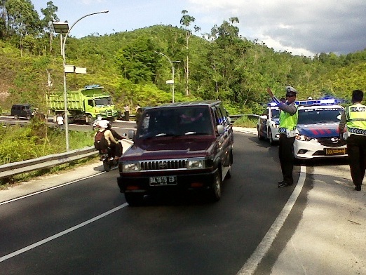 Pemudik Diimbau Waspadai Jalan Rusak