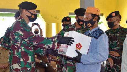 Kogartap Gelar Baksos HUT ke-75 TNI di Jombang