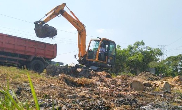 Pelaku Pembuang Limbah Misterius Tidak Dicari Pemerintah