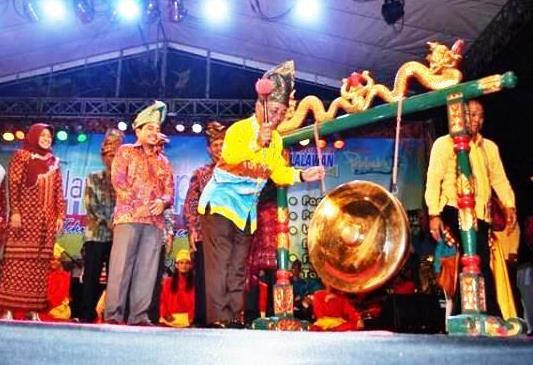 Penutupan Pelalawan Expo 2017 Akan Digoyang Iyet Bustami