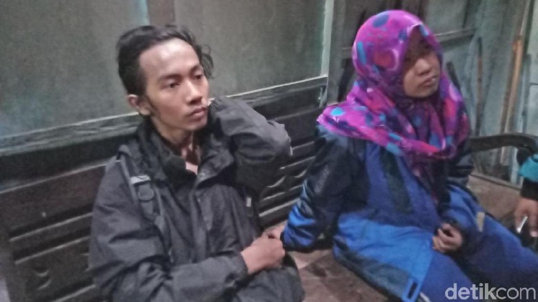 Senia Rahayu dan Andika Asal Padang Tersesat Semalam dalam Hutan