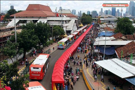 Pasar Tanah Abang Diusulkan Jadi Pasar Tradisional Terpanjang