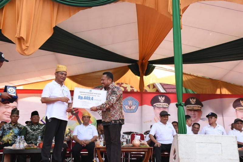 Kabupaten Kampar Terima Bantuan 449,4 M Dari Mendikbud