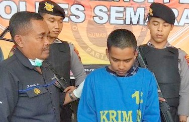 Ancam Sebarkan Video Sex Mereka Berdua, Aris Garap ABG 3 Kali