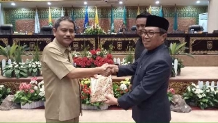 DPRD Riau Menerima Laporan Keterangan Pertanggung Jawaban (LKPj) Pemerintah Provinsi