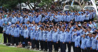 PNS Dilarang Foto Bareng Calon Kepala Daerah