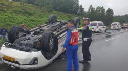 Mobil Travel Terbalik di Tol Permai, Ini Penyebabnya