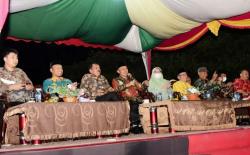 Bupati Kasmarni Diwakili Wabup Bagus Santoso Membuka Secara Resmi Festival Bujang dan Dara 2022