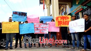 Ratusan Pedagang Plaza Sukaramai "Kepung" Pengadilan