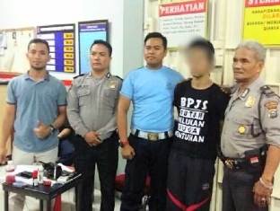 Dibujuk Keluarga, Napi Penjambret Ini Menyerahkan Diri