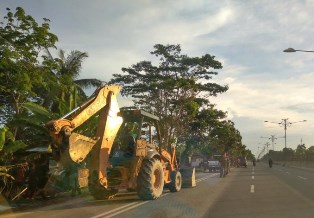 Ratusan Bangunan Liar di Jalan Pekanbaru-Bangkinang Dibongkar