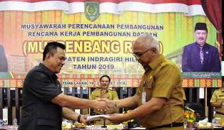 Agar Program Jalan, Pj Bupati Inhil Ajak OPD Inisiatif Cari Sumber Dana Lain