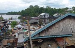 15 Rumah Warga di Inhil Hancur Masuk Sungai, Pemprov Riau Sarankan Relokasi 