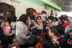 Kordinator Polwan Brigjen Pol Dr Juansi Pimpin Penurunan Bantuan Untuk Korban Banjir Jakarta