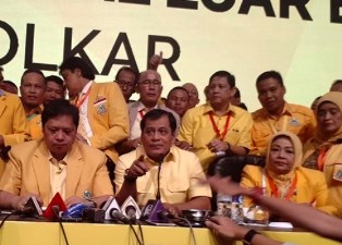 Ini Target Ailangga Hartarto Nakodai Golkar