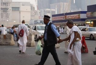 Tersesat, Dua Jamaah Haji Jalan Kaki 7 Km