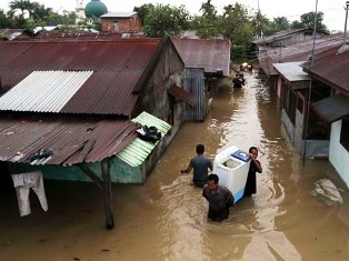 Banjir Genangi 510 Rumah di Tualang