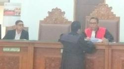 Gugat Praperadilan Masalah Makar Lalu Pengacara Eggi Cabut Lagi