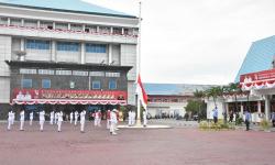 Penurunan Bendera Pusaka Merah Putih HUT RI Ke-76 Berlangsung Khidmat