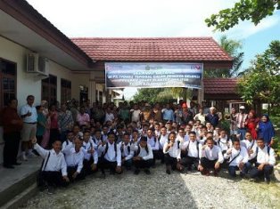 PT Ivomas Tunggal Gelar Selekasi Beasiswa Smart Planter dan ITSB