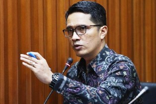 Meresahkan? Pengusaha, Proposal Berlogo KPK Dikritik