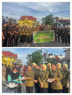 Berkah Ramadhan, Kejari Rohil  Bersama IAD Berbagi Takjil Puasa 