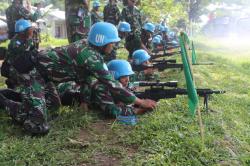 Personel Satgas Yonmek TNI Konga XXIII-N Unifil Gelar Latihan Menembak Senjata Kelompok